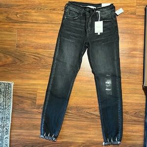 NWT KanCan Black High Rise Skinny Jeans size 26x28